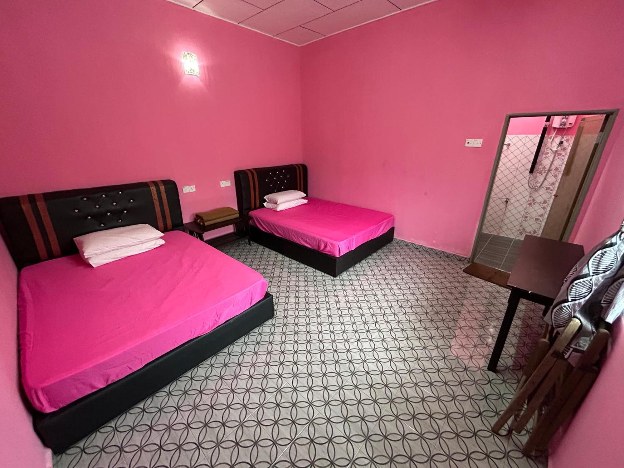 Dtahan Motel Taman Negara Kuala Tahan Exteriér fotografie