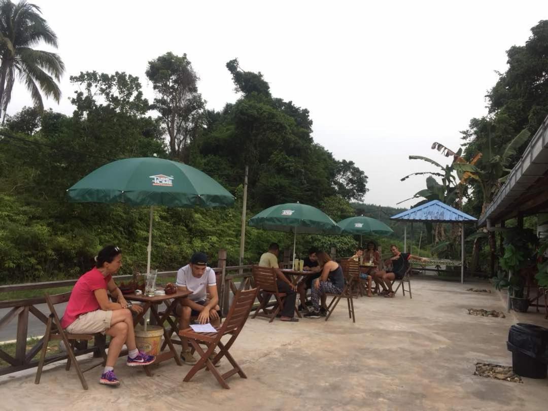 Dtahan Motel Taman Negara Kuala Tahan Exteriér fotografie